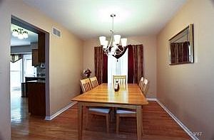 3rd image of 512 Doral Ln