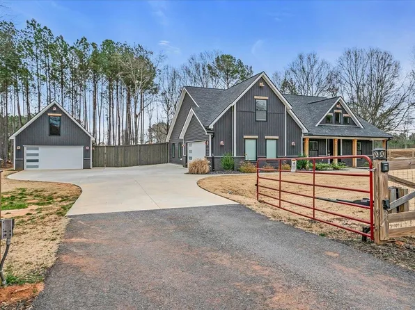 1071 Ballenger Rd, Inman, SC 29349
