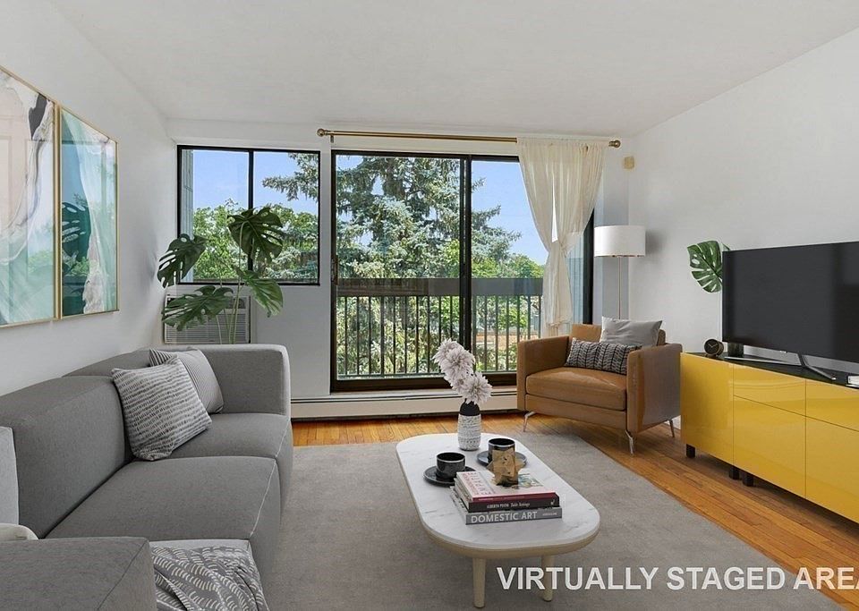1st image of 1643 Cambridge St APT 54