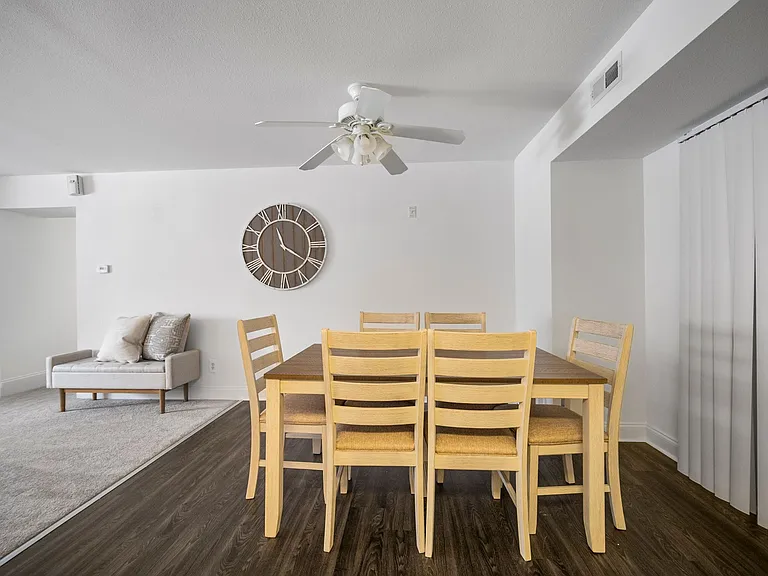 The Fairways Apartments and Townhomes — Photo 14