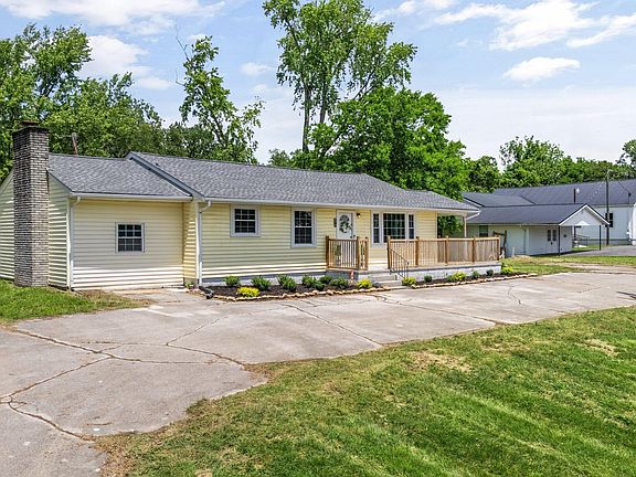 3rd image of 8519 Old Rutledge Pike