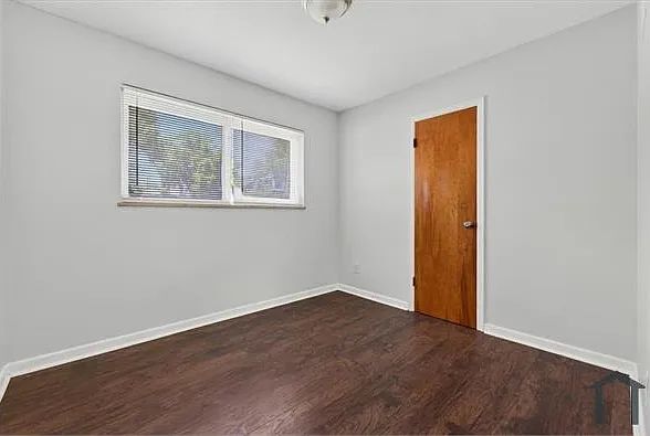 8930 Sides Ct — Photo 13