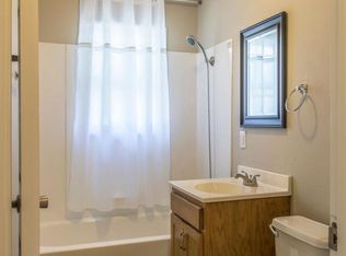 2221 W College St, Springfield, MO 65806