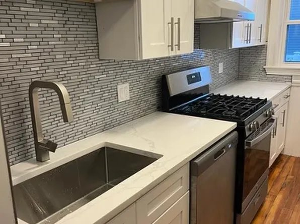 59 Hawthorne St, Somerville, MA