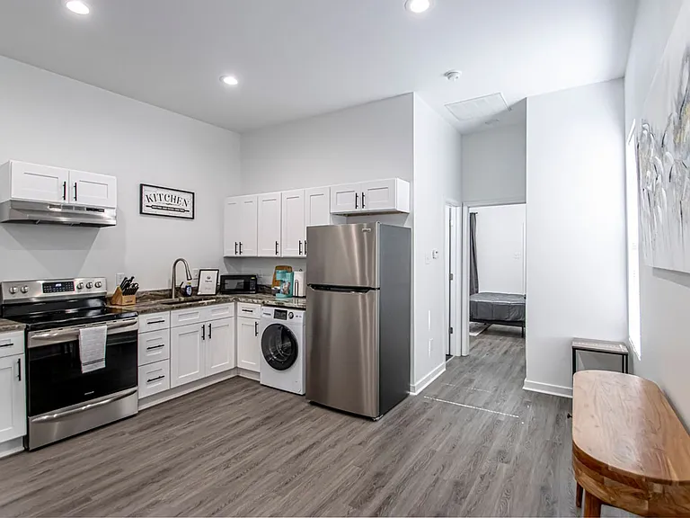 223 S Park St — Photo 11
