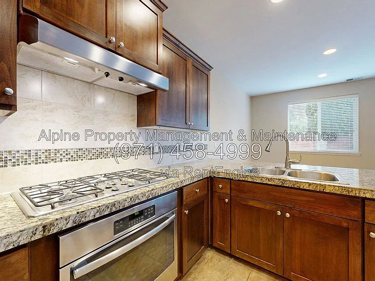 9495 NW Ember Ln — Photo 23
