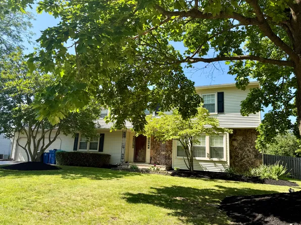 15 Hamilton Ln, Plainsboro, NJ 08536