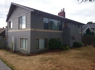 3281 41st Ave SW, Seattle, WA 98116