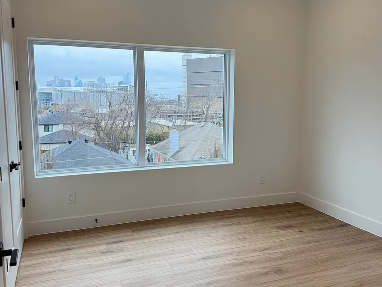 2203 Hondo Ave #203 — Photo 16