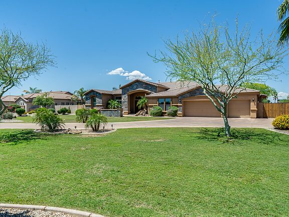 5th image of 16302 W Papago St