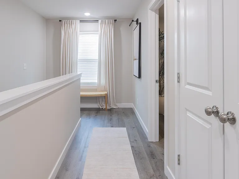 2700 Emery Dr — Photo 25