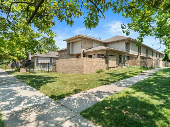 1100 Saint Aubin Pl, Detroit, MI 48207