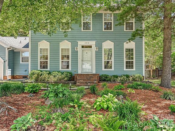 3rd image of 13518 Krislyn Woods Pl
