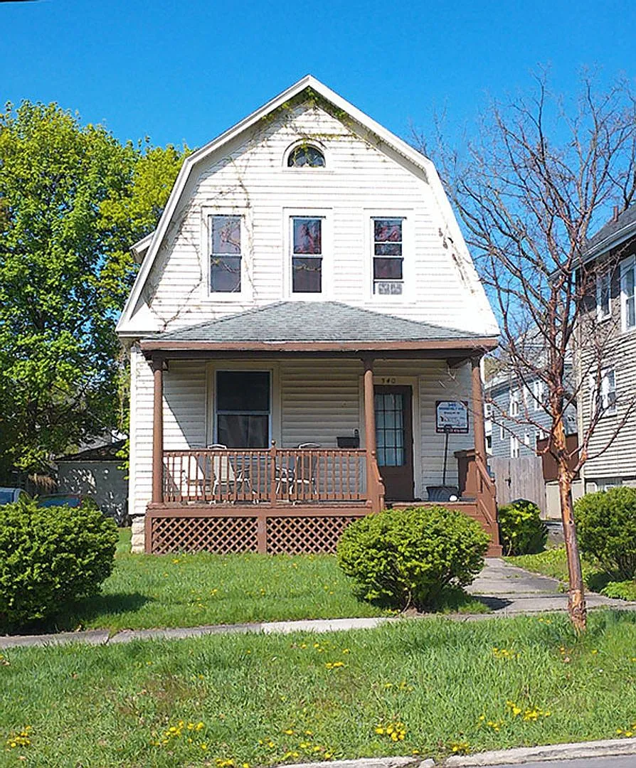 340 Roosevelt Ave - Available 7/1/27 - Single Family Home Near Barry Park — Photo 1
