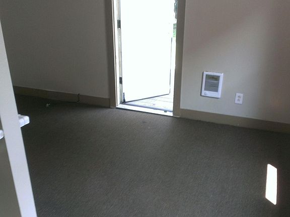 5th image of 3939 E 67th St APT 3