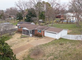 2707 Donna Hill Dr, Nashville, TN 37214