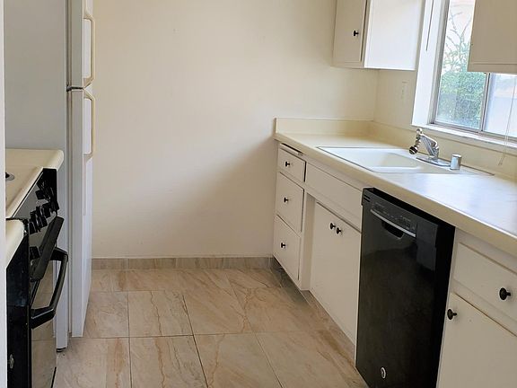 Sunny West Facing Kitchen