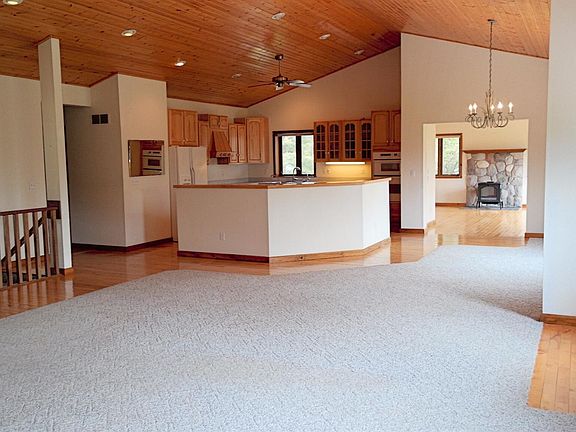 5th image of 8646 Huron River Dr