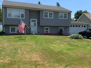 5 Doreen Dr, Westerly, RI 02891