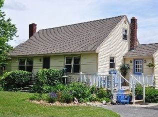 139 Orchard Rd, Cumberland, ME 04021