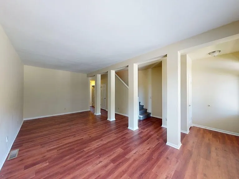 3861 McRee Ave — Photo 23