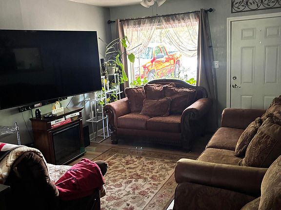 4th image of 7105 Shannon Rd