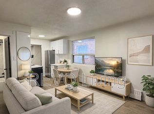 60 Triller Ave #3, Toronto, ON M6R 2H8