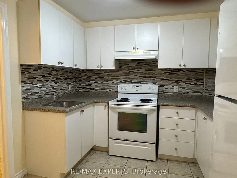 5 Cadillac Cres #BASEMENT — Photo 20
