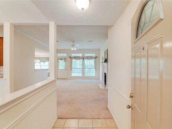 4th image of 8602 Jade Ct