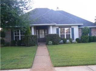 1617 S Lexington Dr, Bossier City, LA 71111