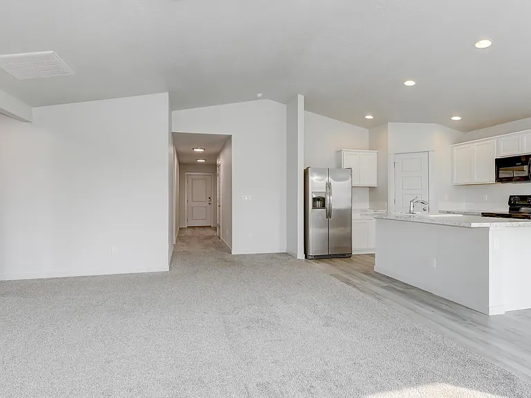 3421 W Charlene St — Photo 9