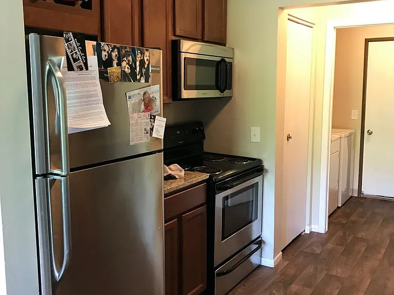 Fernbrook Townhomes — Photo 23