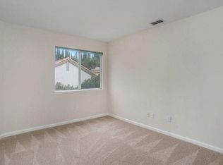 718 Brookside Dr, Vacaville, CA 95688