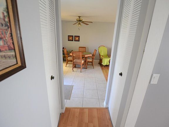 3rd image of 2832 Crosley Dr W APT A