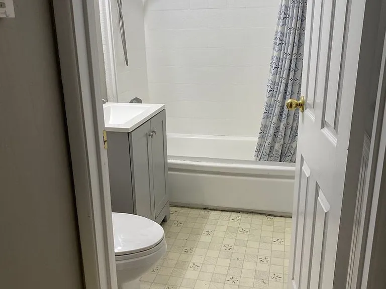 1438 Myrtle Ave — Photo 23