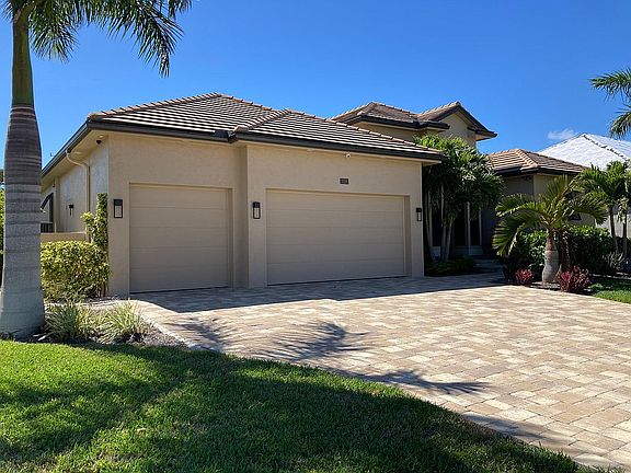 3rd image of 1219 Spanish Cay Ln