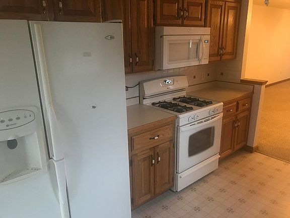 4th image of 825 Grant St