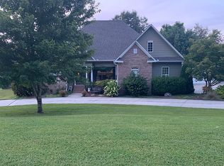 6471 Spring Creek Dr, Guntersville, AL 35976