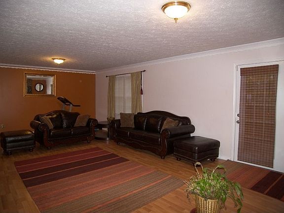 2nd image of 3185 Alcazar Dr
