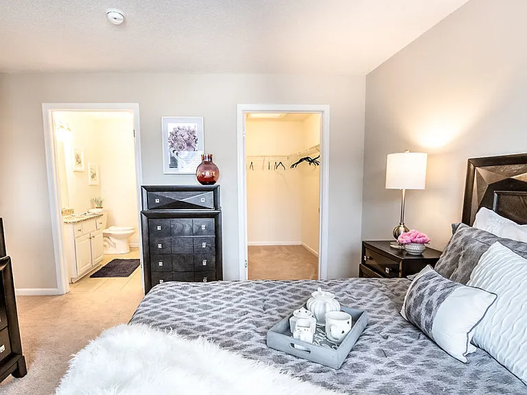 Autumn Creek Apartments — Photo 59