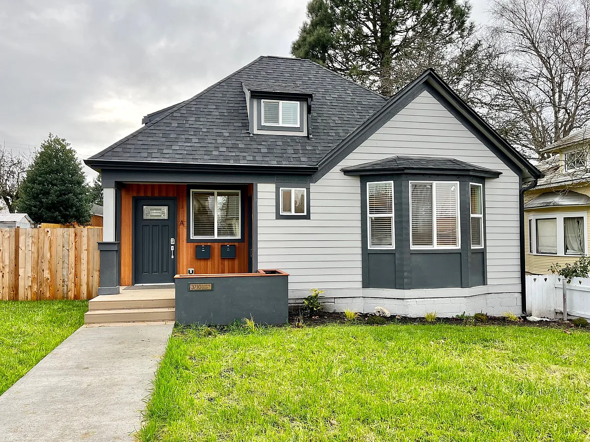 Brand new remodeled home - 3710 S M St #B
