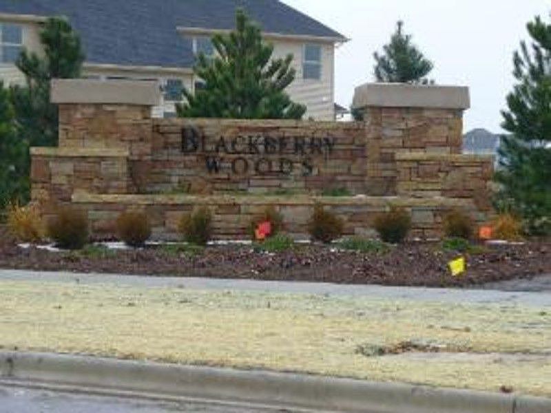 2nd image of 781 Omaha Dr