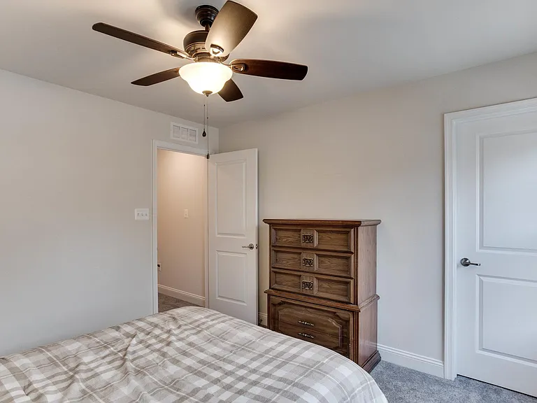 1295 Orchid Rd — Photo 32