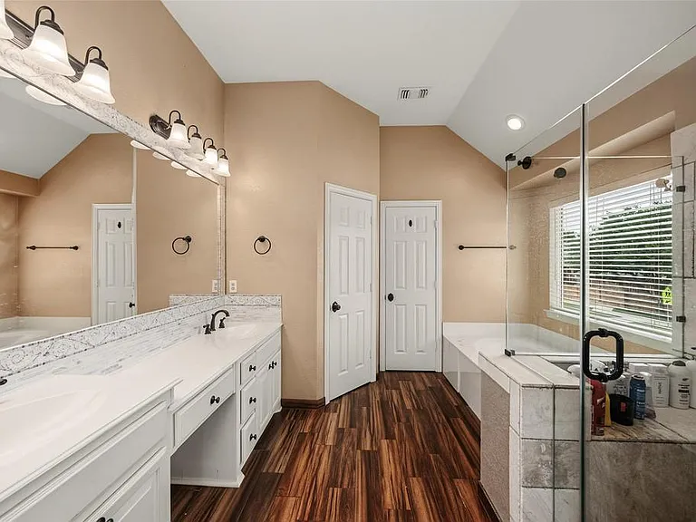 1335 Bradford Dr — Photo 32