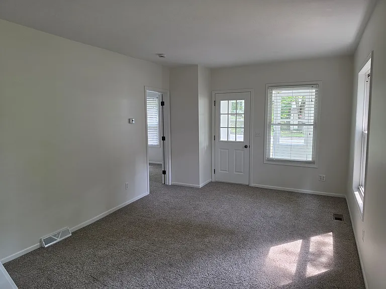 119 Park Ave — Photo 5