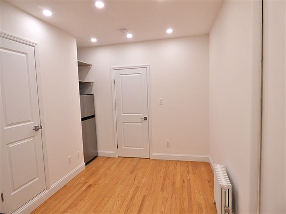 5th image of 26 Leroy St APT 1A