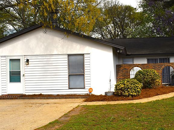 2nd image of 6213 Lycoming Rd