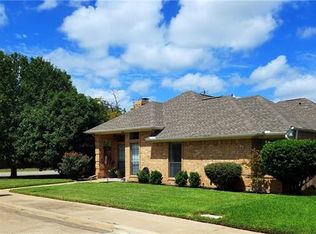 100 Park Place Ct, Irving, TX 75061