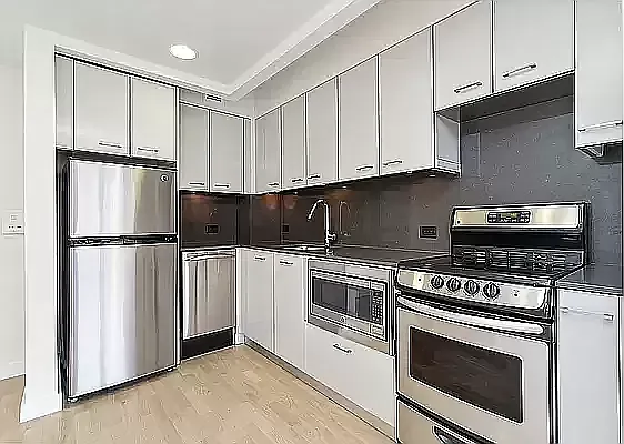 Rented by REAL New York | media 4