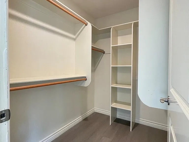 820 N Soldano Ave — Photo 6
